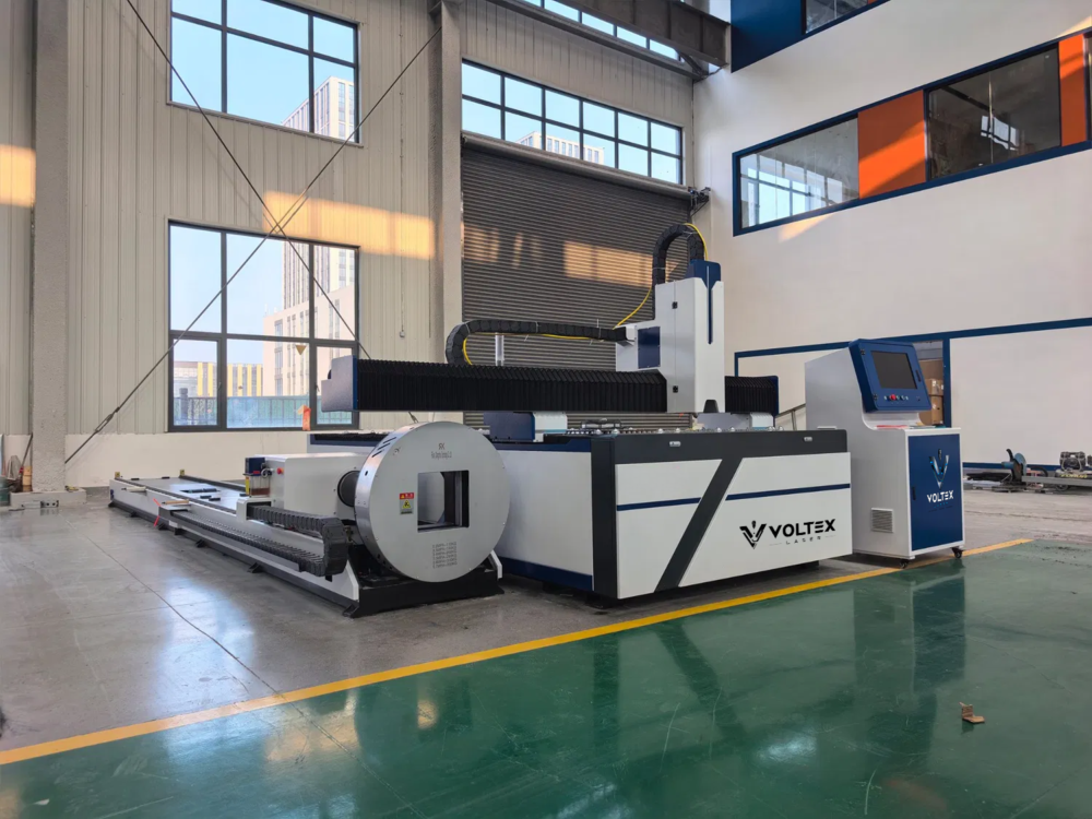 ⁦ماكينة فايبر ليزر للشيت والمواسير – ماكينتين في ماكينة واحدة \ Fiber laser Tube& sheet Cutting Machine⁩ - الصورة ⁦2⁩