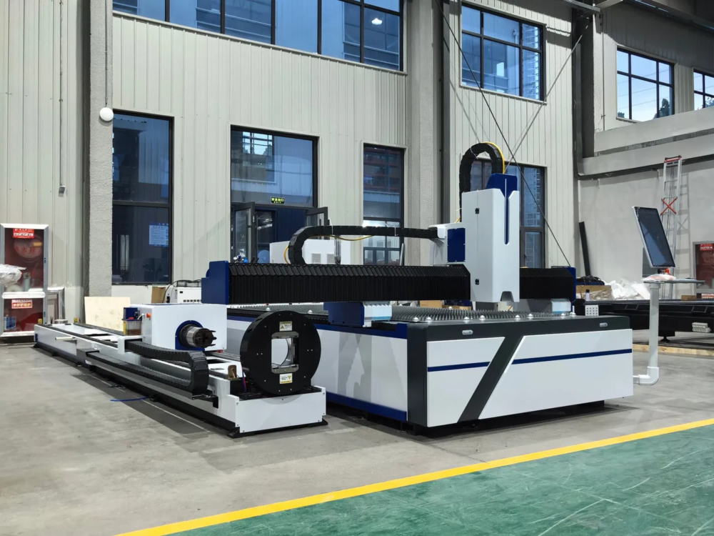 ⁦ماكينة فايبر ليزر للشيت والمواسير – ماكينتين في ماكينة واحدة \ Fiber laser Tube& sheet Cutting Machine⁩ - الصورة ⁦4⁩
