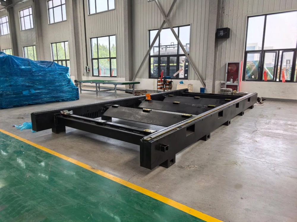 ماكينة فايبر ليزر جراوند ريل لتقطيع الألواح المعدنية Ground Rail Fiber Laser Cutting Machine - الصورة 5